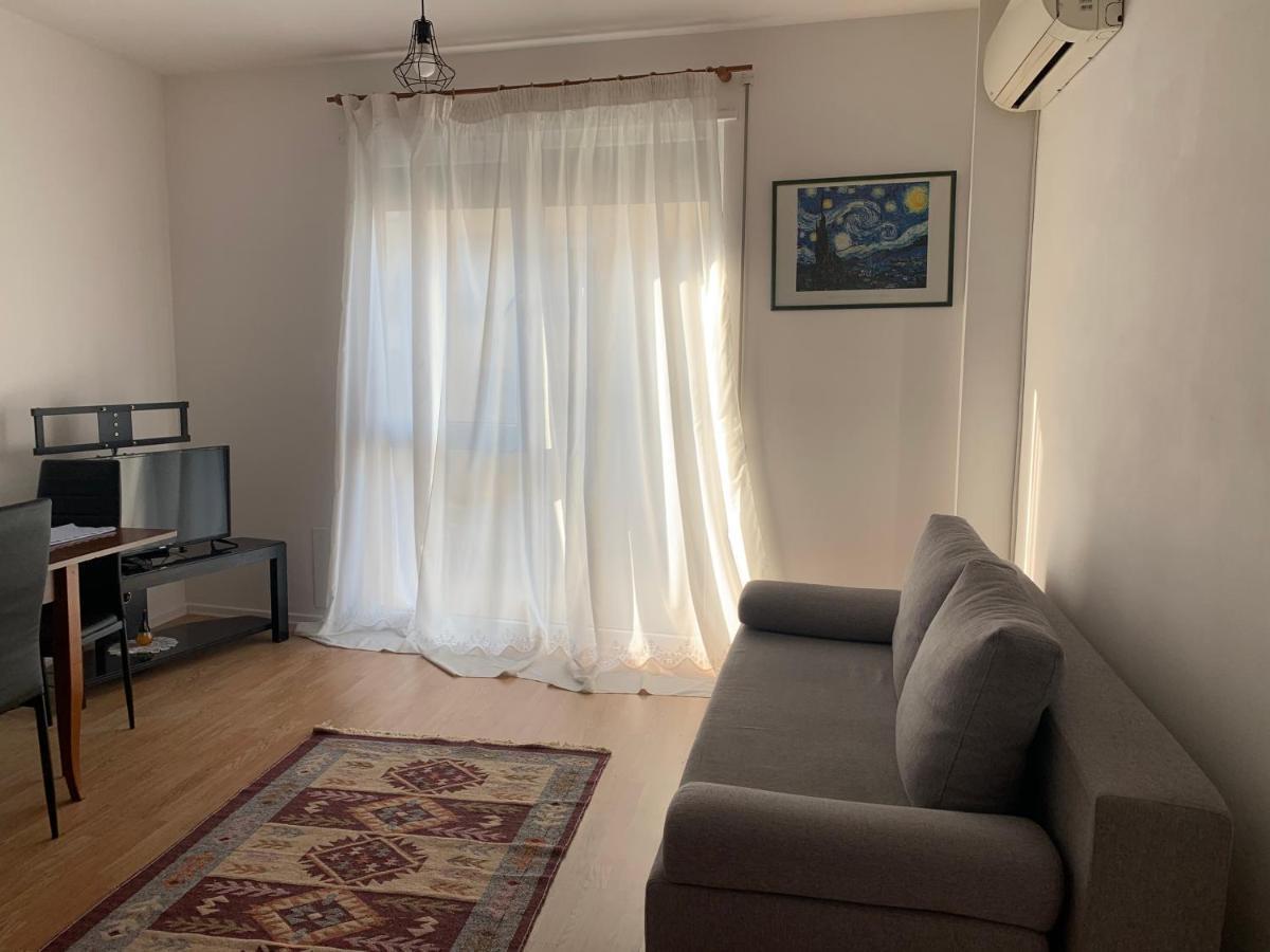 Beautiful And Lovely Apartment 地拉那 外观 照片