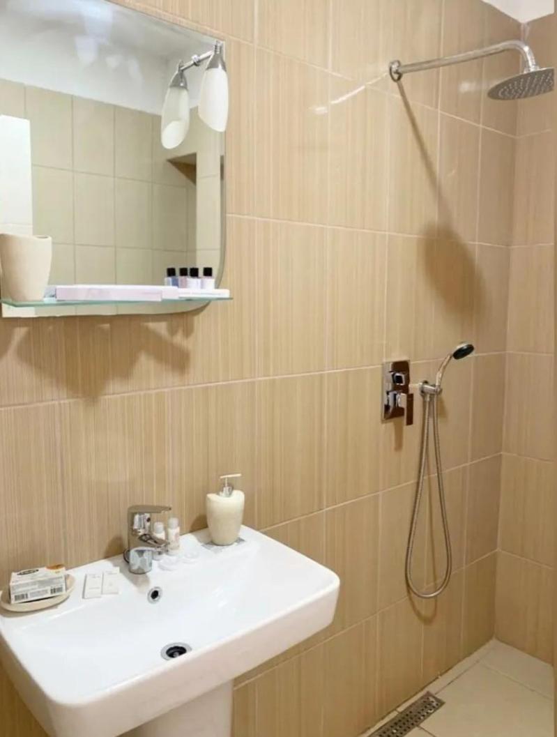 Beautiful And Lovely Apartment 地拉那 外观 照片