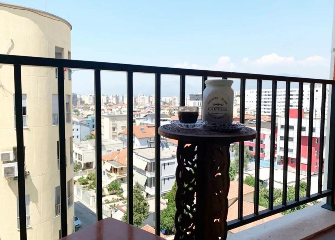 Beautiful And Lovely Apartment 地拉那 外观 照片